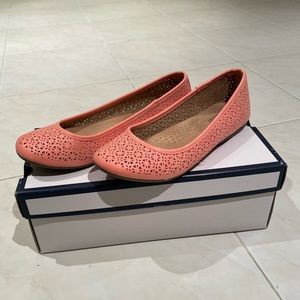 Croft & Barrow Ortholite Flats (Coral)